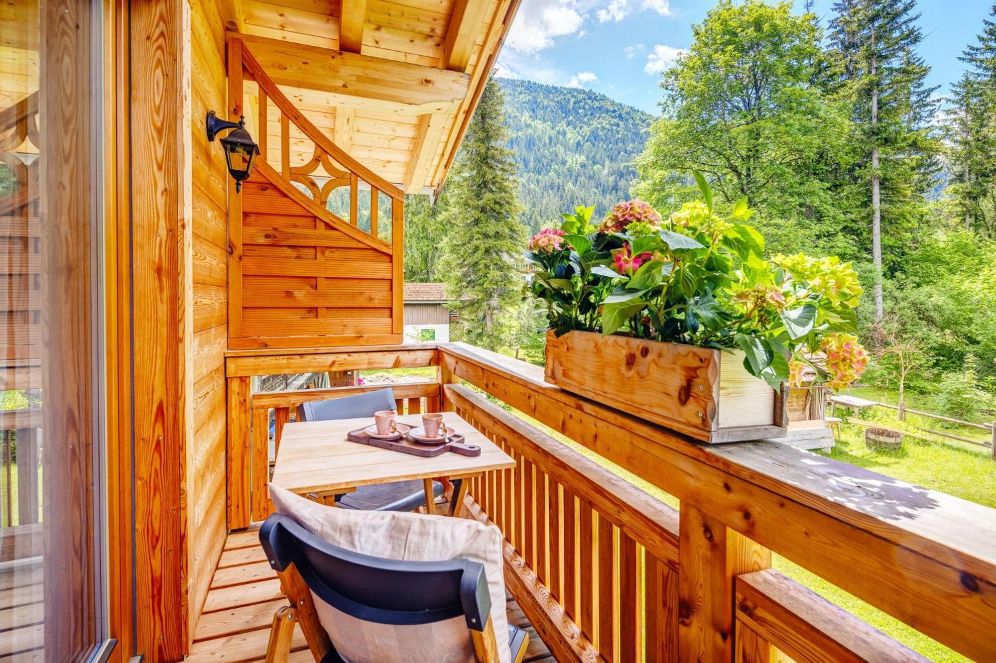 Landhaus Trinis - Gaestezimmer - Bad - Bett - Kleine Kaffee - Tee-Theke Mit Kuehlschrank - Parkplatz Rotta Exterior foto